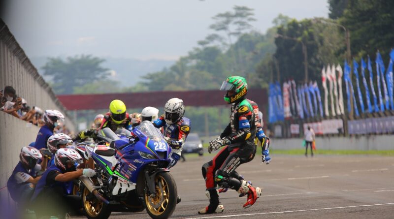 SHELL bLU cRU Yamaha Endurance Festival 2022 Ngaspal Lagi di Sirkuit Sentul 22-23 Oktober