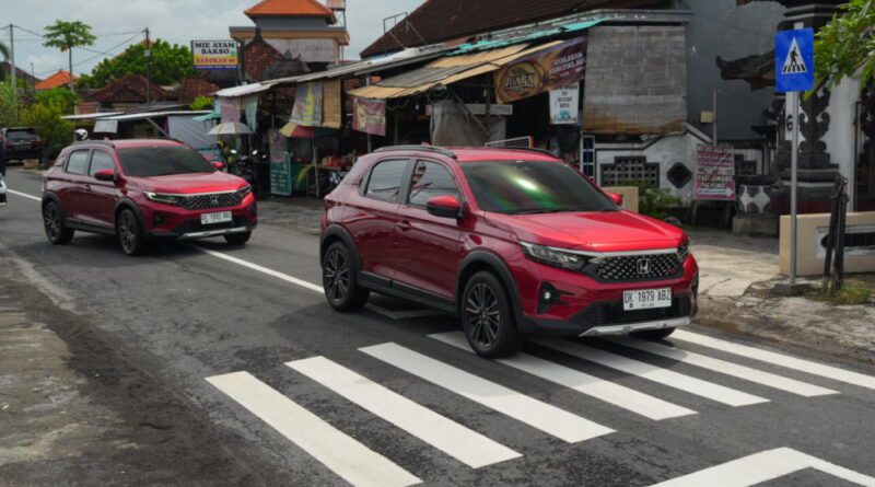 Revitalisasi Marka Jalan Plus Rambu Lalu Lintas  Desa Pemogan Bali By Honda