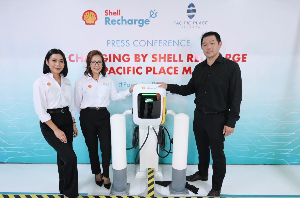 Shell Recharge Pasific Place Cuma 35 Ribu Per Jam
