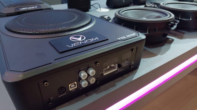 Venom Plug n Play Untuk Audio Mobil Listrik