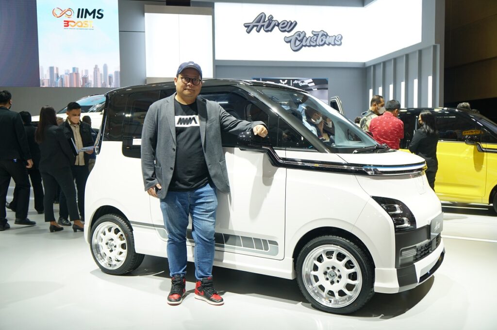 Duo Wuling Airev Customs Futuristic Adventure dan Daily Sporty Concept