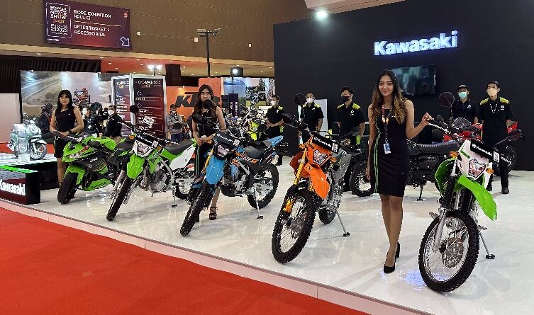 Selain New KLX150, Kawasaki Bawa 10 tipe Andalannya di IIMS 2023