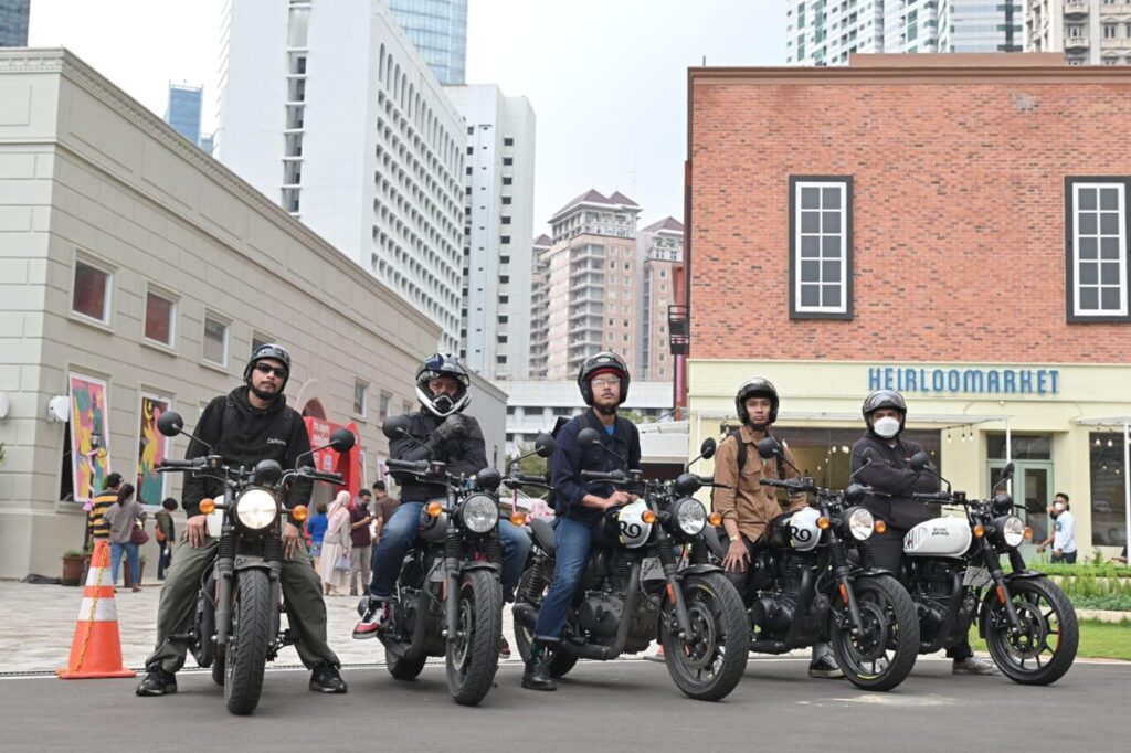 Urban Hustle Royal Enfield, Cara Baru Nikmati Jakarta