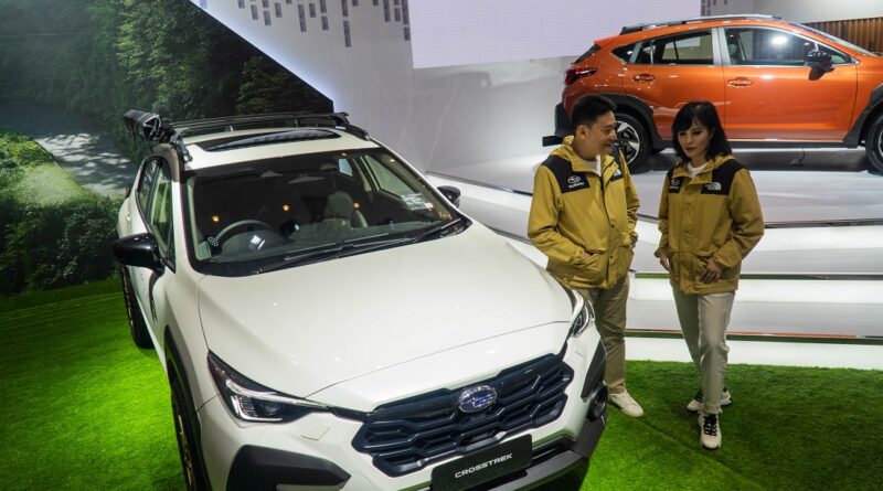 Terinspirasi North Face, Siasat “Outdoor” Subaru Kenalkan Crosstrek di GJAW