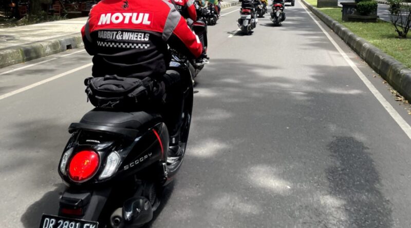 Uji Tangguh Motul Scooter, Ride 150 km Bali ke Mandalika