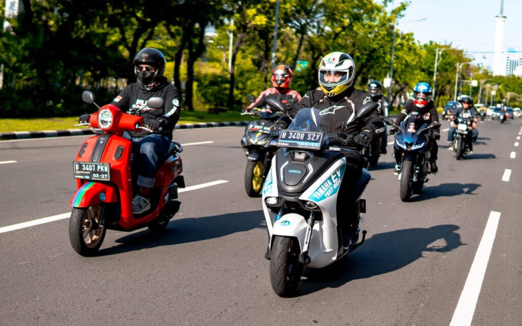 Yamaha Ngabuburide Asyik Bersama YRFI Jakarta