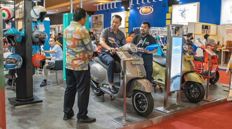 Vespa LX 125 i-get Jadi Grand Prize Jakarta Fair Kemayoran 2023