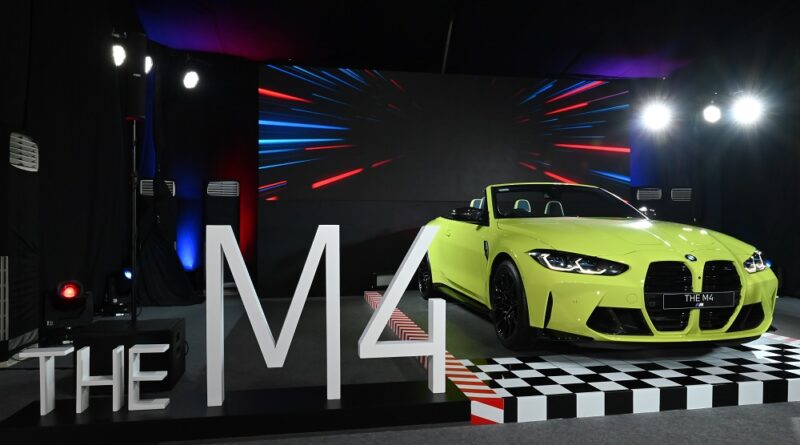 BMW M4 Competition Convertible M xDrive, Softtop Terbuka Hanya 18 Detik Saja