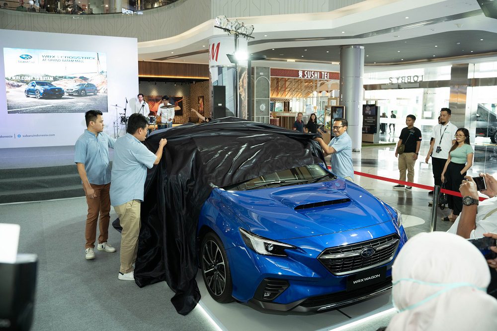 Subaru WRX dan Crosstrek Show Off di Grand Batam Mall