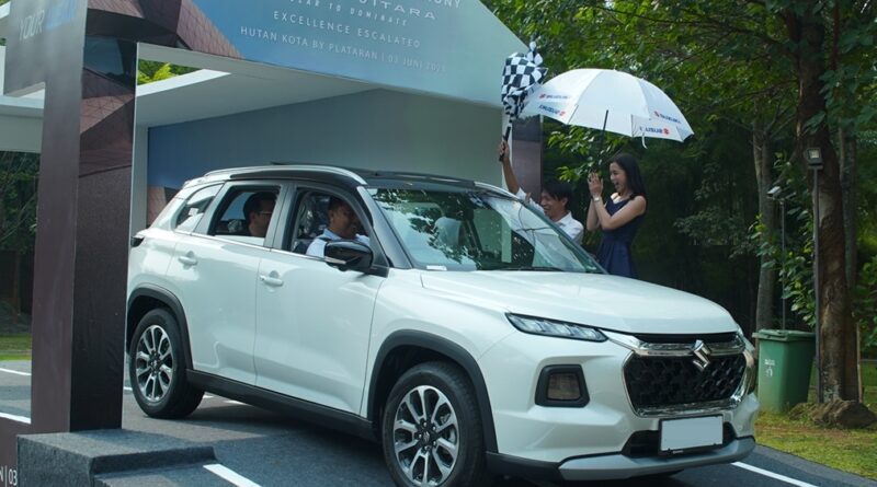 Grand Vitara Resmi DiSerahkan Ke 26 Konsumen Perdana Suzuki