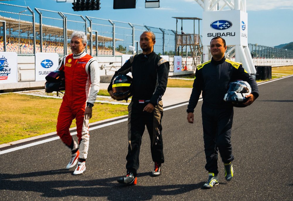 Fitra Eri Bersama Subaru WRX Tembus 1 menit 59 detik di Mandalika