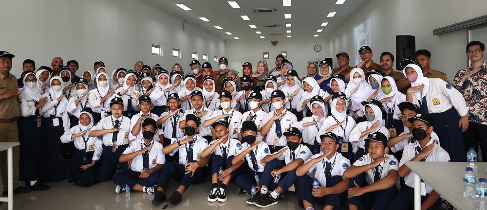 Edukasi Pelajar Bekasi, Suzuki Ajak Keliling Pabrik Cikarang