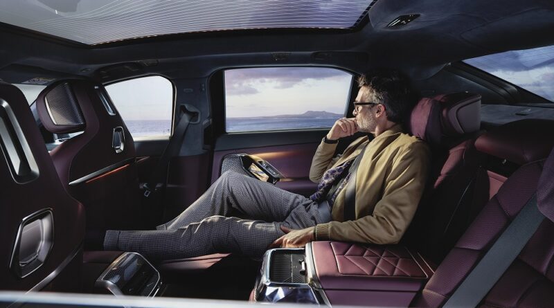 Comfort Seats BMW Seri 7 Multifungsi Bisa Untuk Pijat