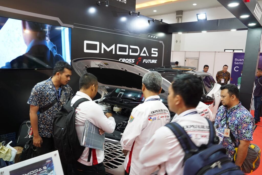 Jogja Expo Center Kedatangan Trio Premium Chery