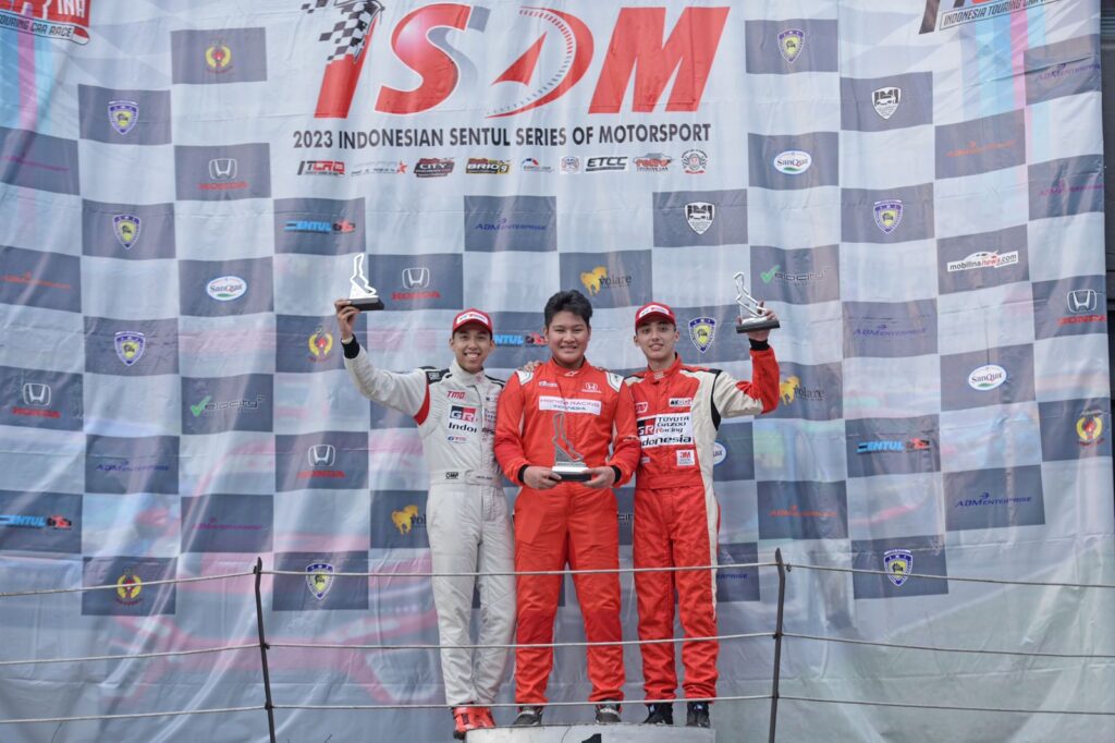 Seri 2 ISSOM Sentul Dikuasai Honda Racing Indonesia