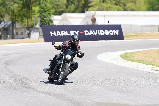 Harley Davidson Dirt. Road. Track : Test Ride Media Experience Di Thailand
