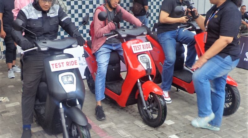 Tersedia 15 Mobile Power Pack, Naik Honda EM1 e Don’t Worry Be Happy