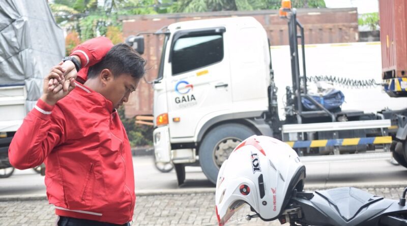 4 Trik Hlangkan Kantuk Saat Riding Saat Puasa