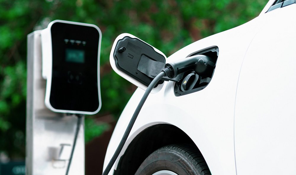 Perhatikan 4 Hal ini Sebelum Ganti Ban Mobil Listrik