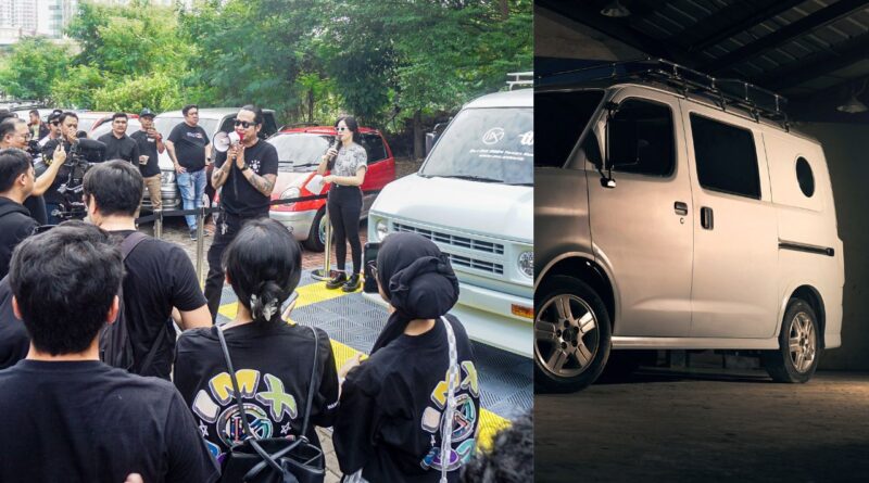 Gofar Hilman Obral Grand Max Live di Maxx Coffee Cempaka Putih