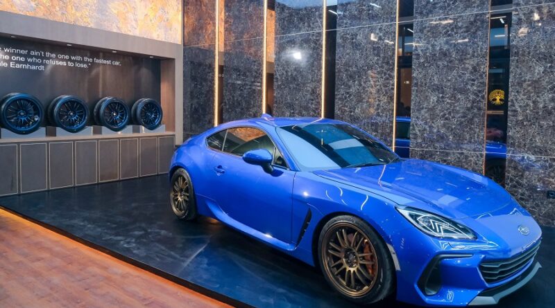 Ganti Ban sambil Nongki Cantik Hanya ada Pratama Raceway Cafe Tegal