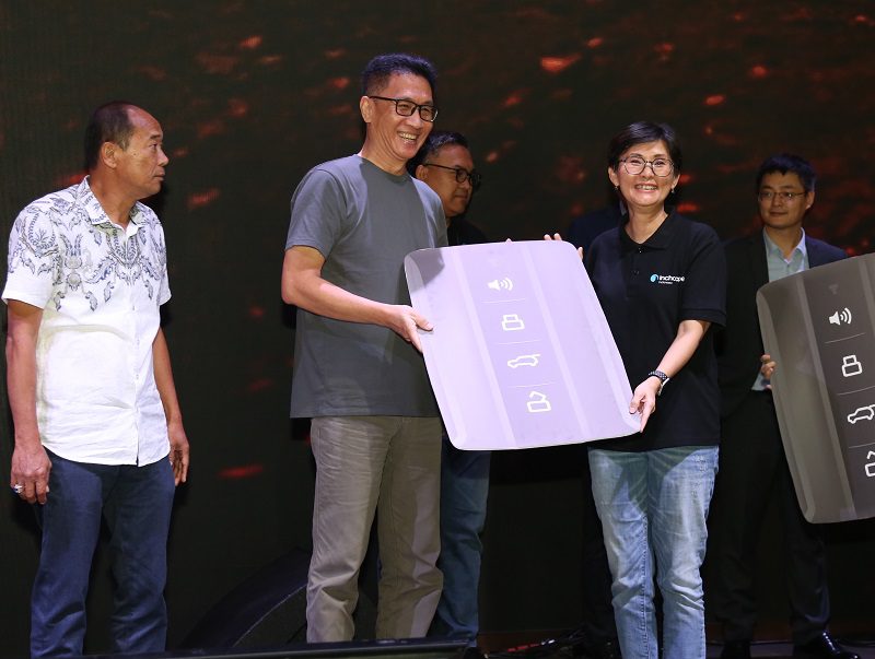 Harga Resmi GWM Tank 300 HEV 828 Juta, Langsung Serah Terima 100 Konsumen Pertama