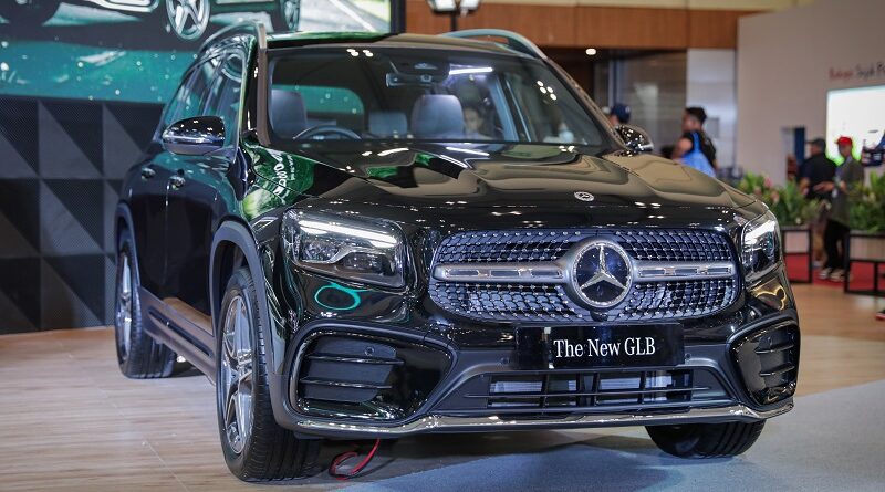 New GLB 200 AMG Line, Andalan Baru Mercedes-Benz di GJAW 2024