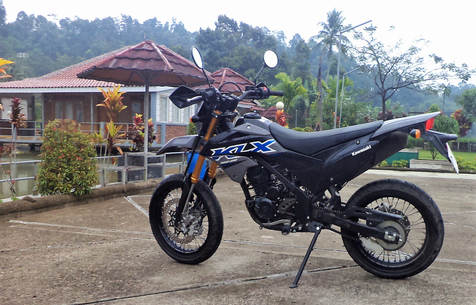 Pengalaman Jajal Kawasaki  KLX 150 SM, Jakarta-Purwakarta PP Hanya 80 ribu Rupiah