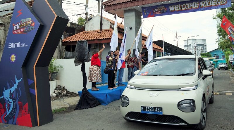 PLN Mobile Eventure Jajal Wuling Cloud EV 1.357 Km Hanya 5 kali Pengisian Saja