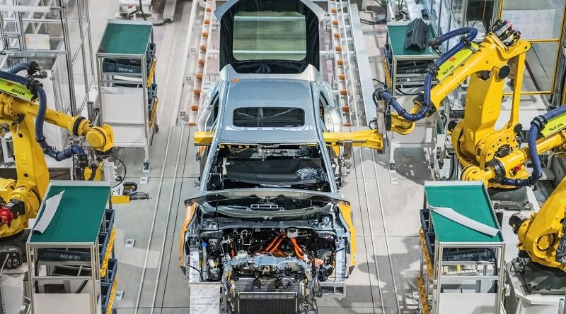 Pengelasan Rangka Mobil Listrik Honda Pertama Teknologi AI di Pabrik Guangzhou