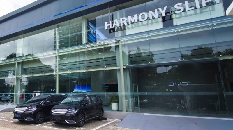 Ekpansi Net Zero Emission Jakarta Barat, BYD Harmony Slipi Resmi Buka