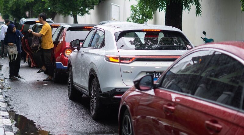Uklam-Uklam Nang Malang Karo Mobil Listrik Honda