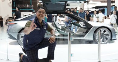 3 Klub Wuling Terpukau Light of Asean di IIMS 2025