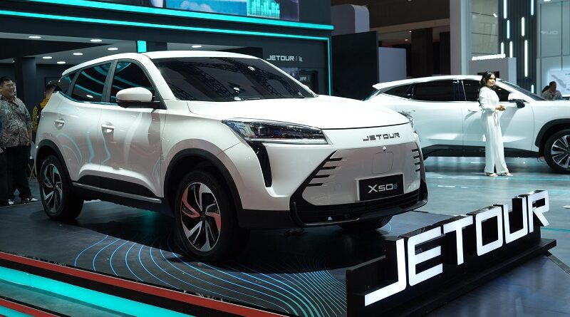 JETOUR Perkenalkan SUV Listrik X50e di IIMS 2025