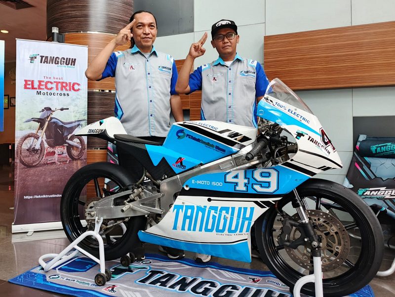 Tangguh E Moto 1500 Motor Listrik Balap Karya Anak Bangsa
