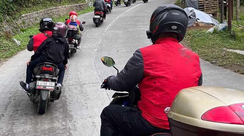 7 Tips Mudik Aman Pakai Motor