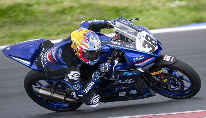 Pembalap NTB Kebut Yamaha R3 Perdana di sirkuit Portimao-Portugal