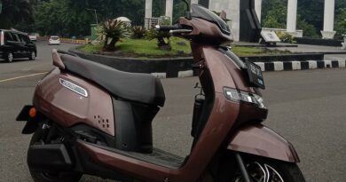 Turing Pakai Motor Listrik TVS IQube S Jakarta-Ciloto No Worry, Hujan Turunan Licin Smooth Banget