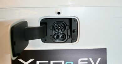 Lagi Nyari Mobil Listrik 5 Seat Nih JETOUR X50e EV Bisa Jadi Alternatif