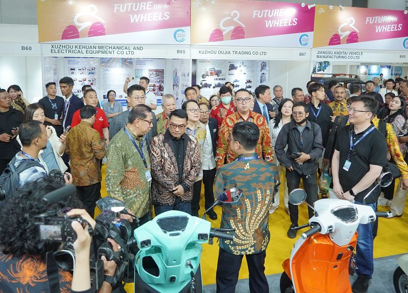 PEVS 2025 Resmi Dibuka, Ada 143 Merk EV Show Off