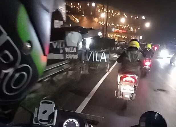 Sensasi Kawasaki W175 Injeksi Meluncur Turun Puncak Sebelum Banjir itu Datang