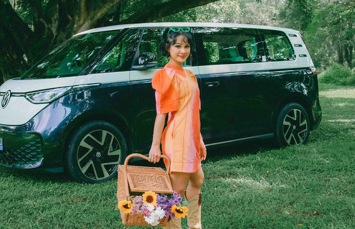 Andien dan VW Kombi Listrik Bahagia di Ujung Jalan, Bukan Indonesia Gelap