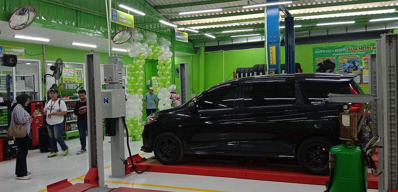 Mobeng Resmikan Cabang Ke-23 di Duren Sawit, Kampanye Rasa Mesin Baru Berlanjut