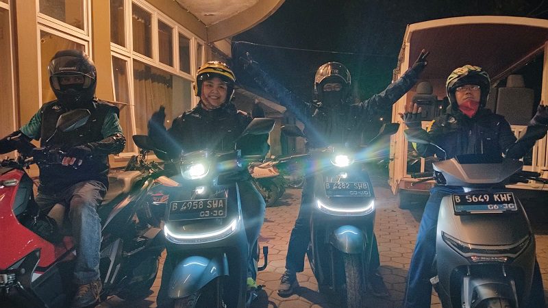 Adora Nekad Jajal Trek Ekstrem Bukit Senja Café Puncak, Nanjak 45 Derajat Cuman Habis 5 Ribu