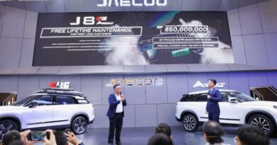JAECOO J7 Dikenal 2 Model Super Hybrid dan AWD di GIIAS 2025