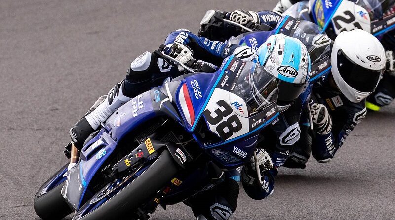 Tersisa 3 Seri Lagi R3 bLU cRU World Cup, Kans Arai Agaska Terbuka 3 Besar