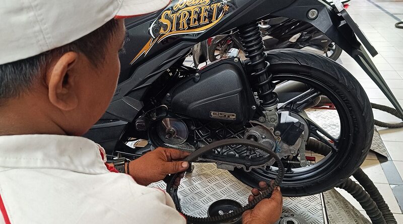 Cara Mengganti Van Belt Honda Beat Street Sendiri