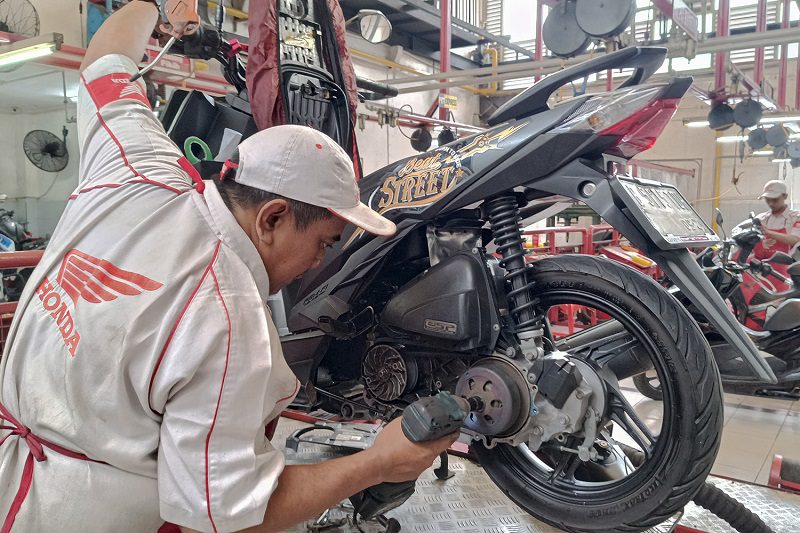 Cara Mengganti Van Belt Honda Beat Street Sendiri