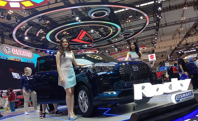 Kesan Smooth Pertama Cobain Rocky Hybrid, Daihatsu Sematkan E-Smart Bikin No Getar