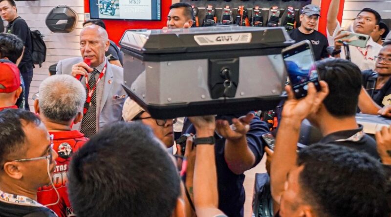 GIVI Indonesia Datang Kembali ke IMOS 2025 Bawa Box Riders Anyar